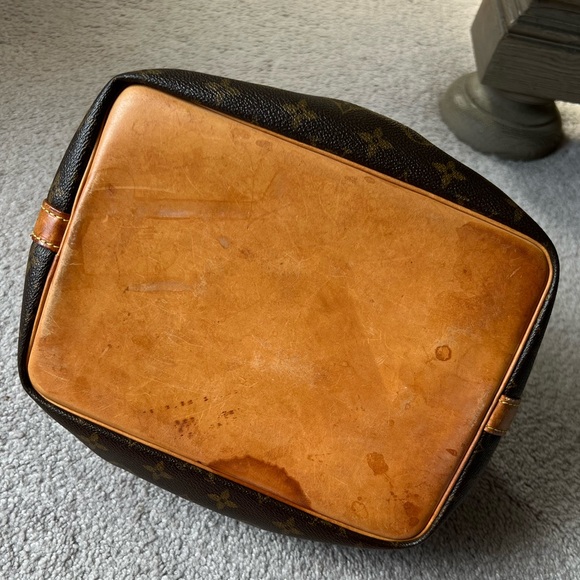 Louis Vuitton Petit Noé - Picture 4 of 11